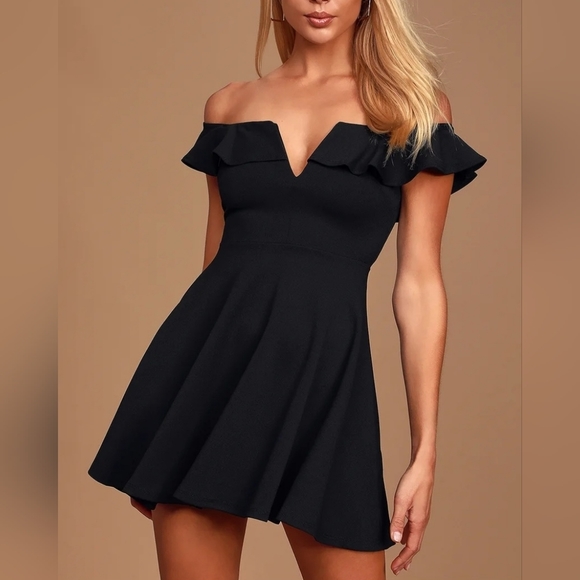 Lulus Dresses & Skirts - NWT Lulus Heart Eyed Lover Black Ruffle Off-the-Shoulder Skater Dress Size M